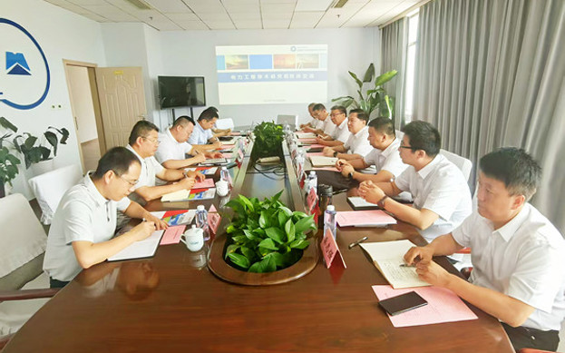 標(biāo)題：內(nèi)蒙古能源發(fā)電投資集團(tuán)有限公司電力工程技術(shù)研究院院長(zhǎng)李亮一行到呼和浩特分院座談交流
瀏覽次數(shù)：246
發(fā)表時(shí)間：2025-07-21